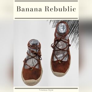Banana Republic Rust Suede Lace-Up Espadrille Flats – Women’s Size 9.5